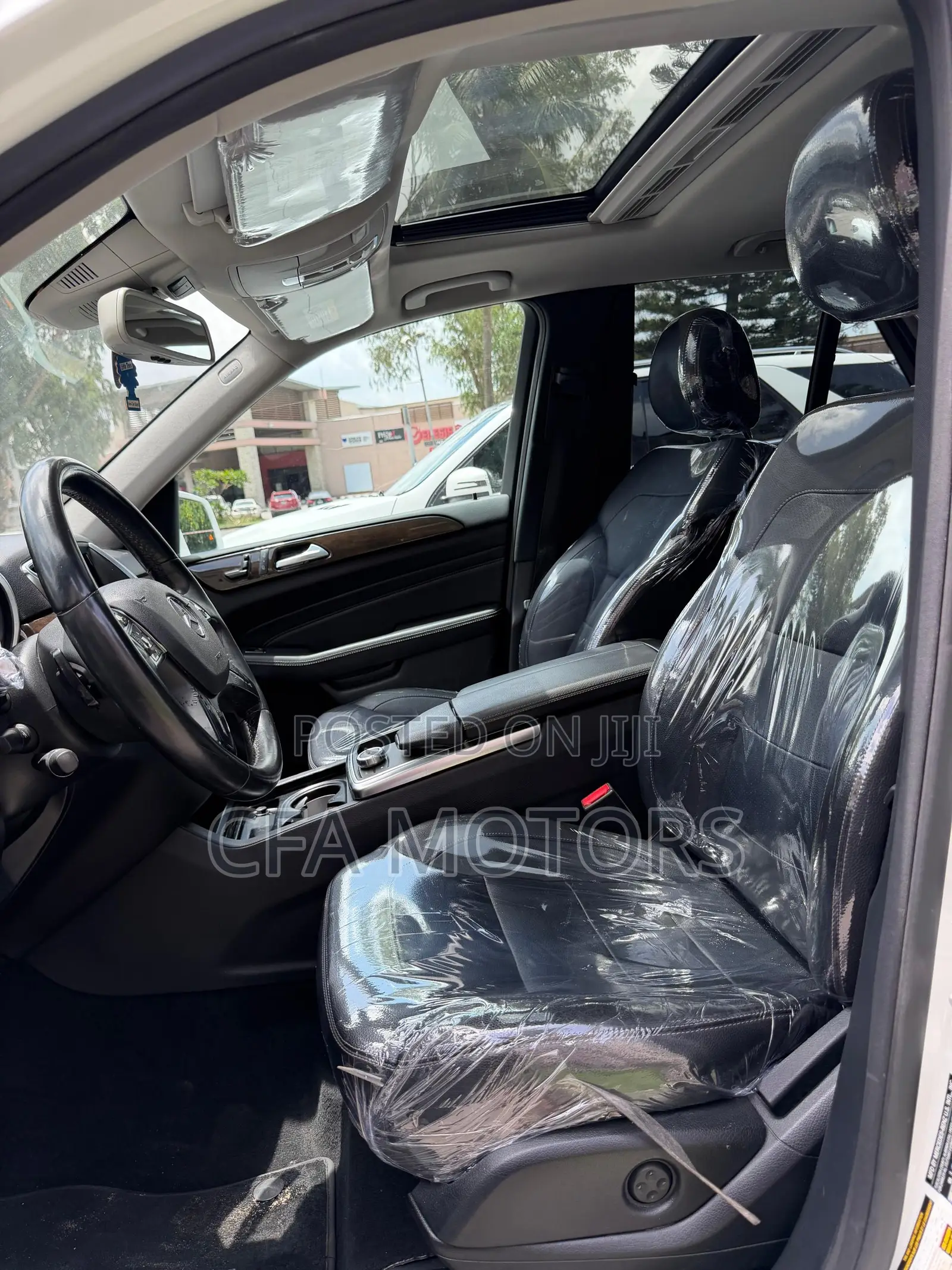 Mercedes-Benz M Class ML350 4dr SUV (3.5L 6cyl 7A) 2015 White