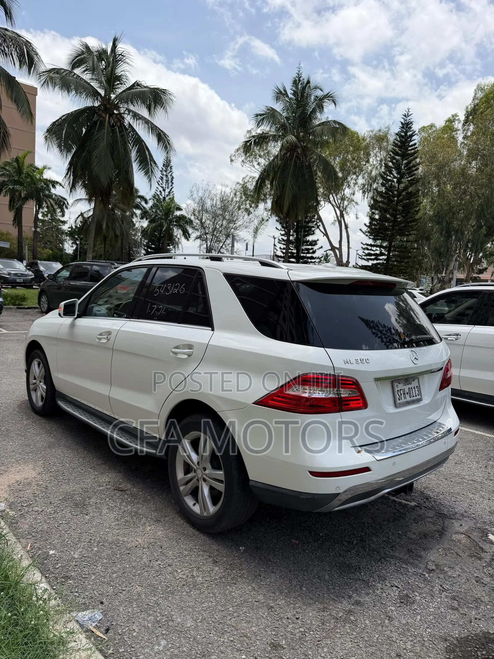 Mercedes-Benz M Class ML350 4dr SUV (3.5L 6cyl 7A) 2015 White
