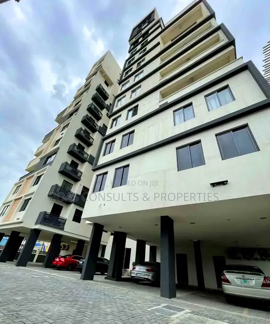 Furnished 3bdrm Block of Flats in Akin Adesola for sale