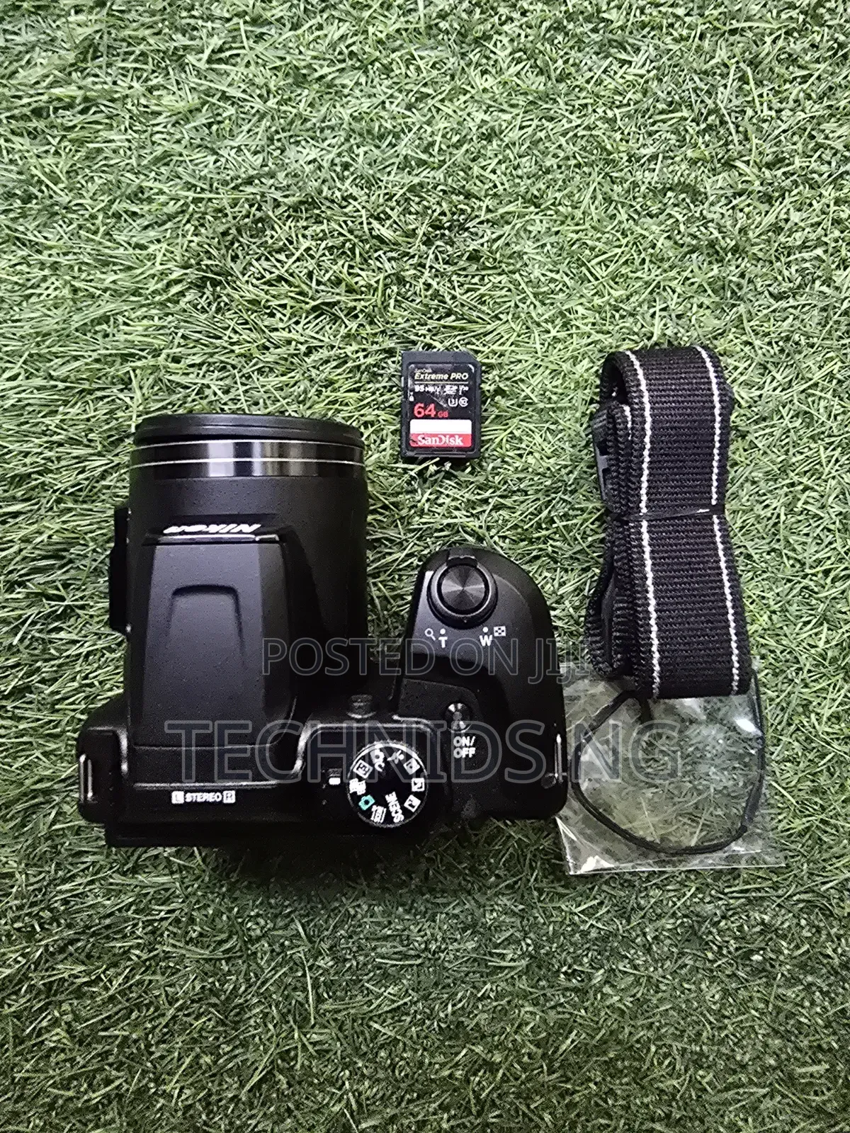Nikon Coolpix B500