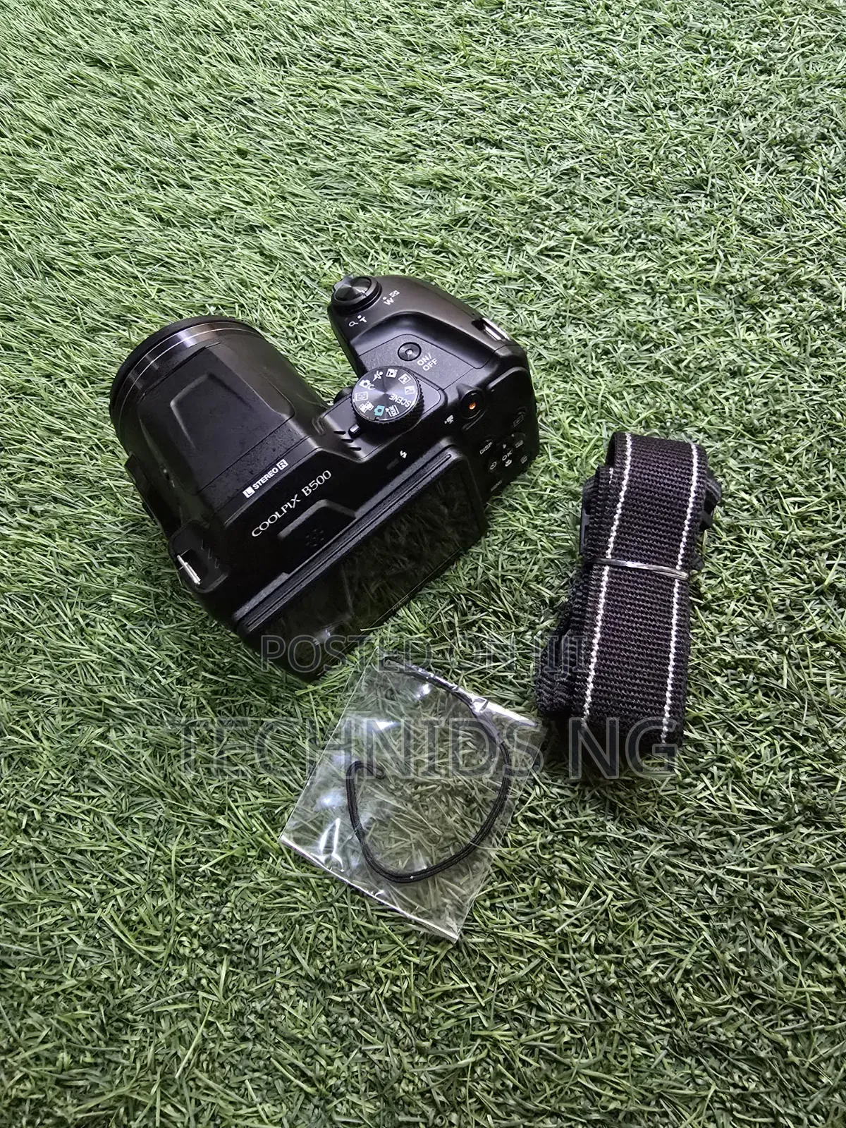 Nikon Coolpix B500