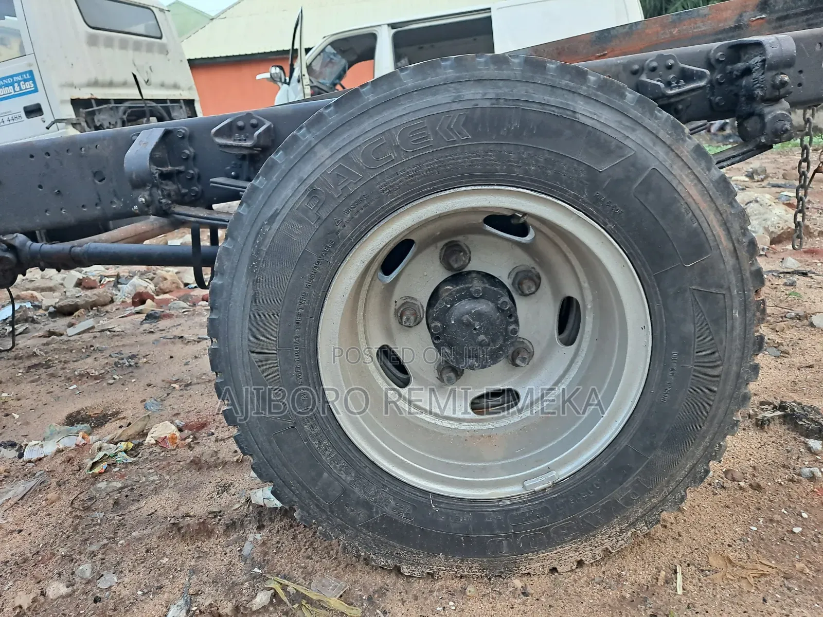 Mitsubishi Canter 2000 White
