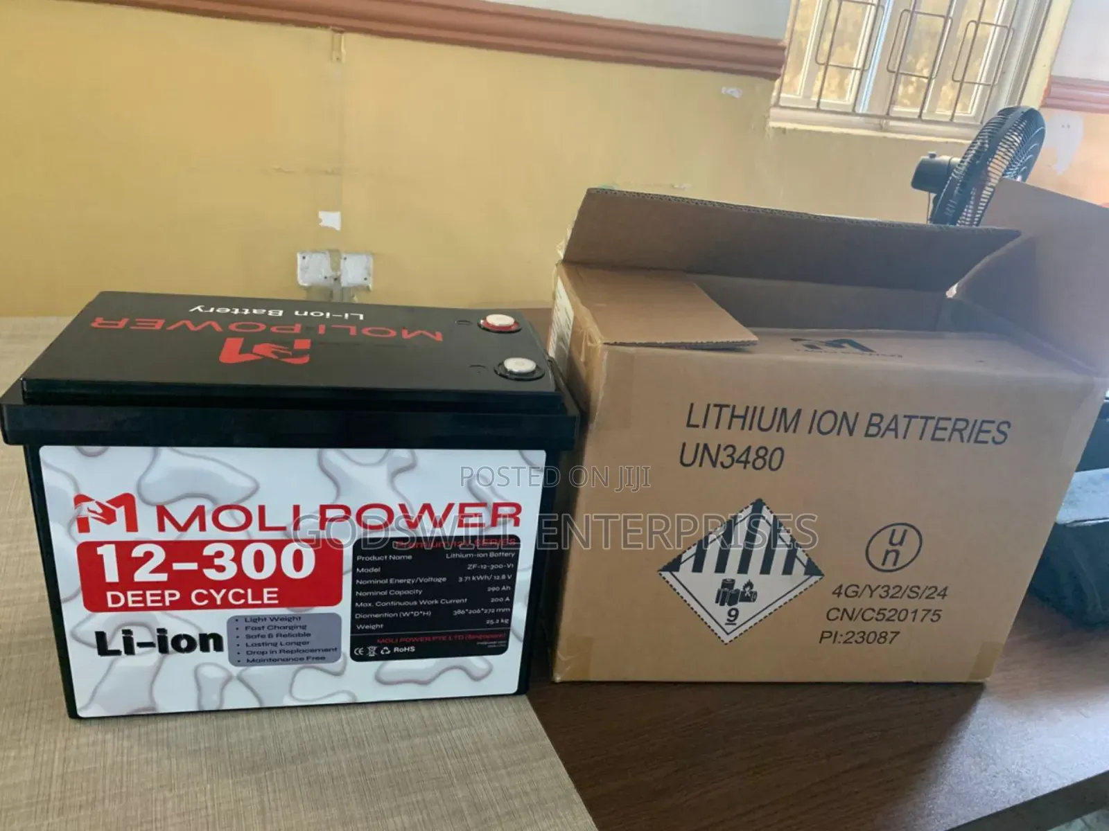 3.81kw Lithium Battery 12v 300ah