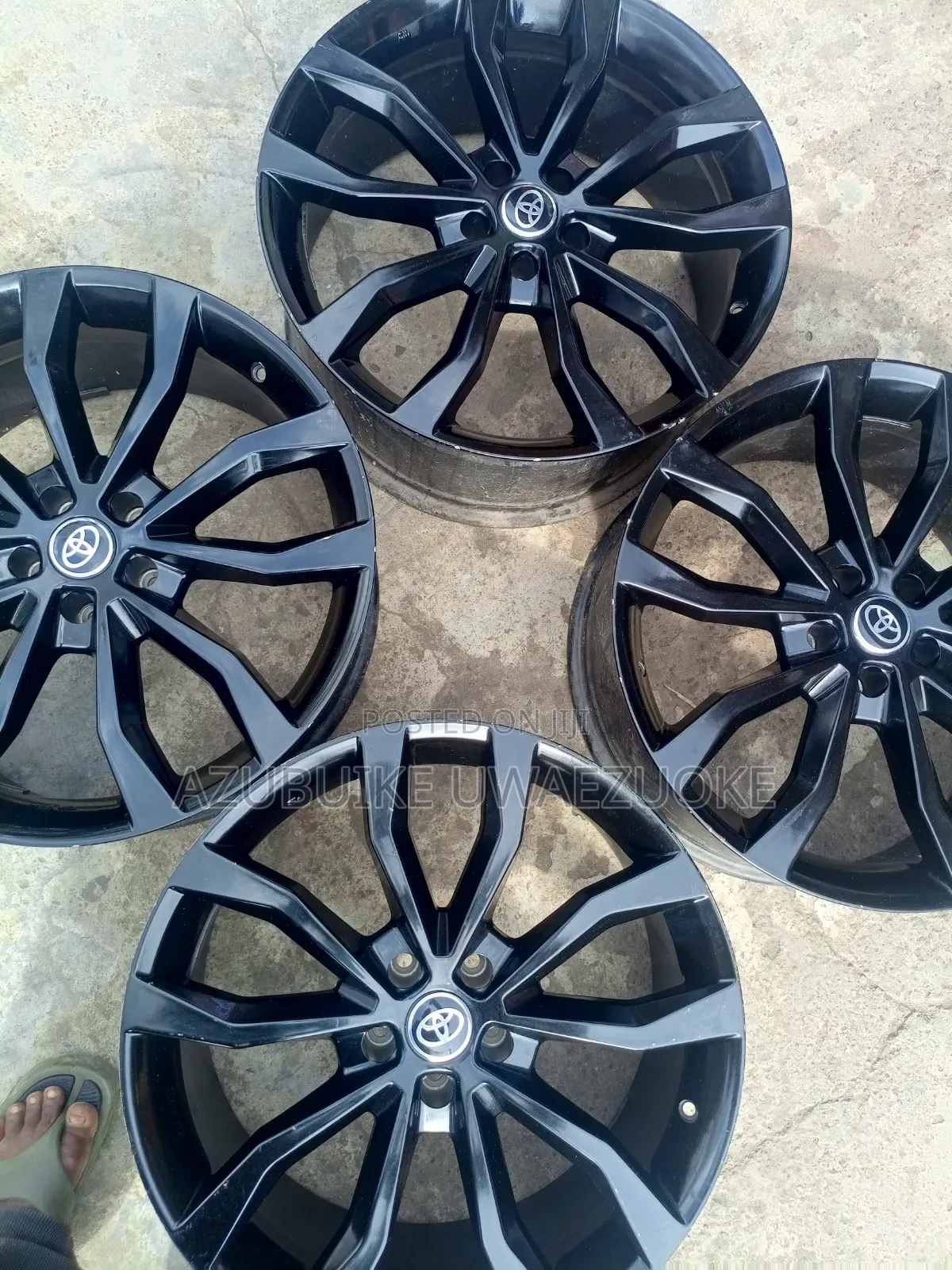 20"Rims Toyota Venus