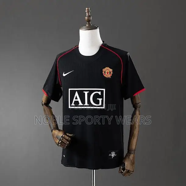 Man United Classic Retro Black Kit