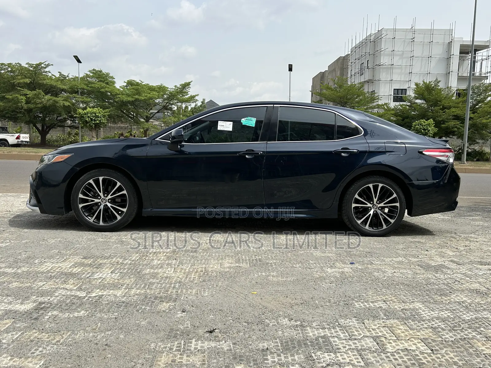 Toyota Camry SE 2021 Black