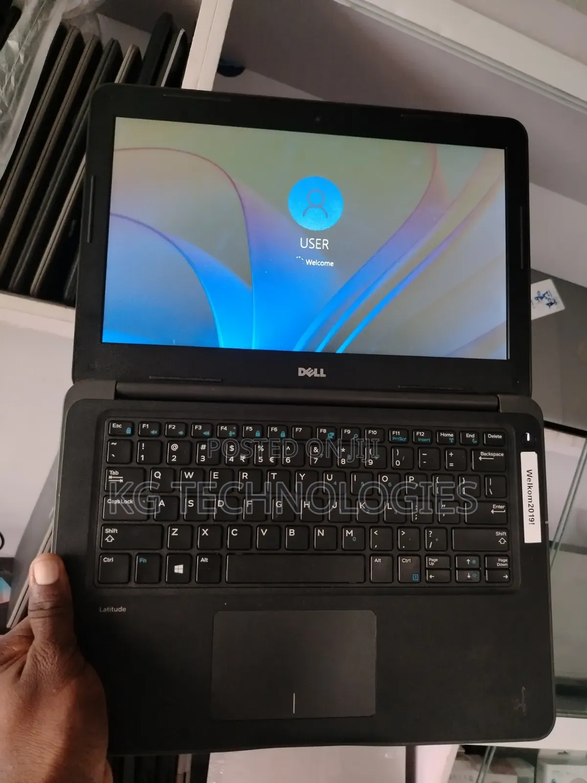 Laptop Dell Latitude 13 3380 8GB Intel Core i5 HDD 1T