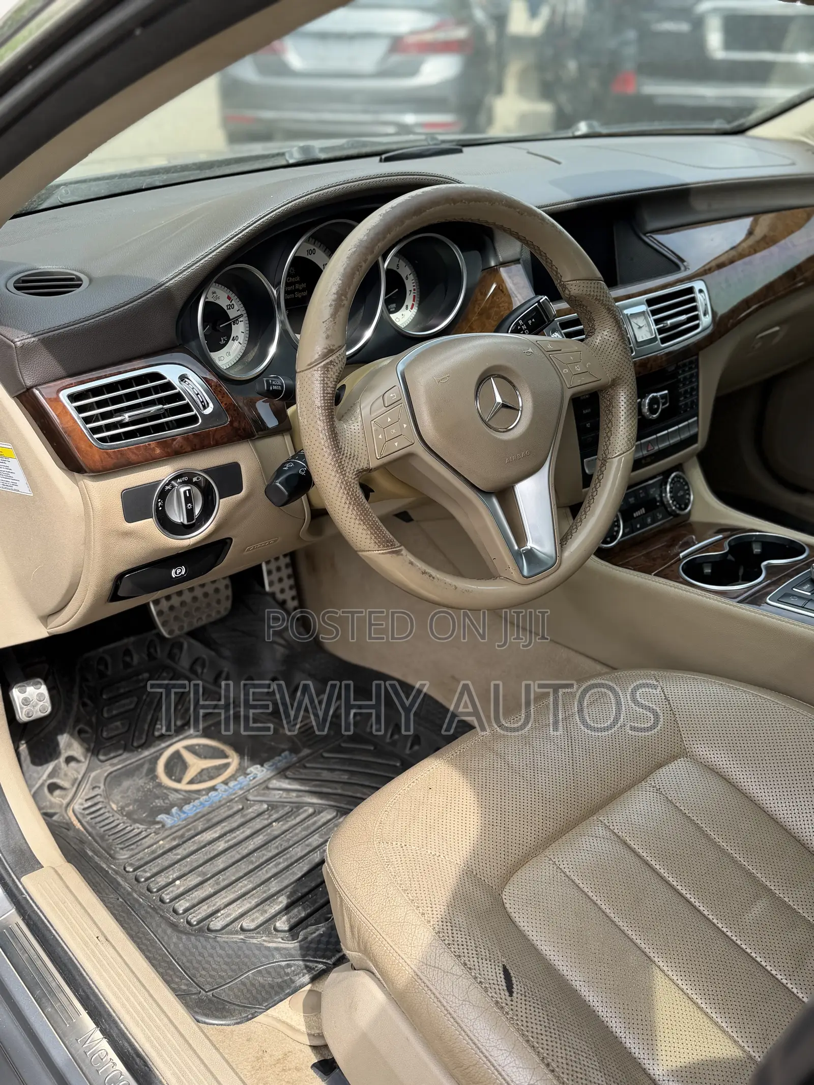 Mercedes-Benz CLS 550 2012 Beige