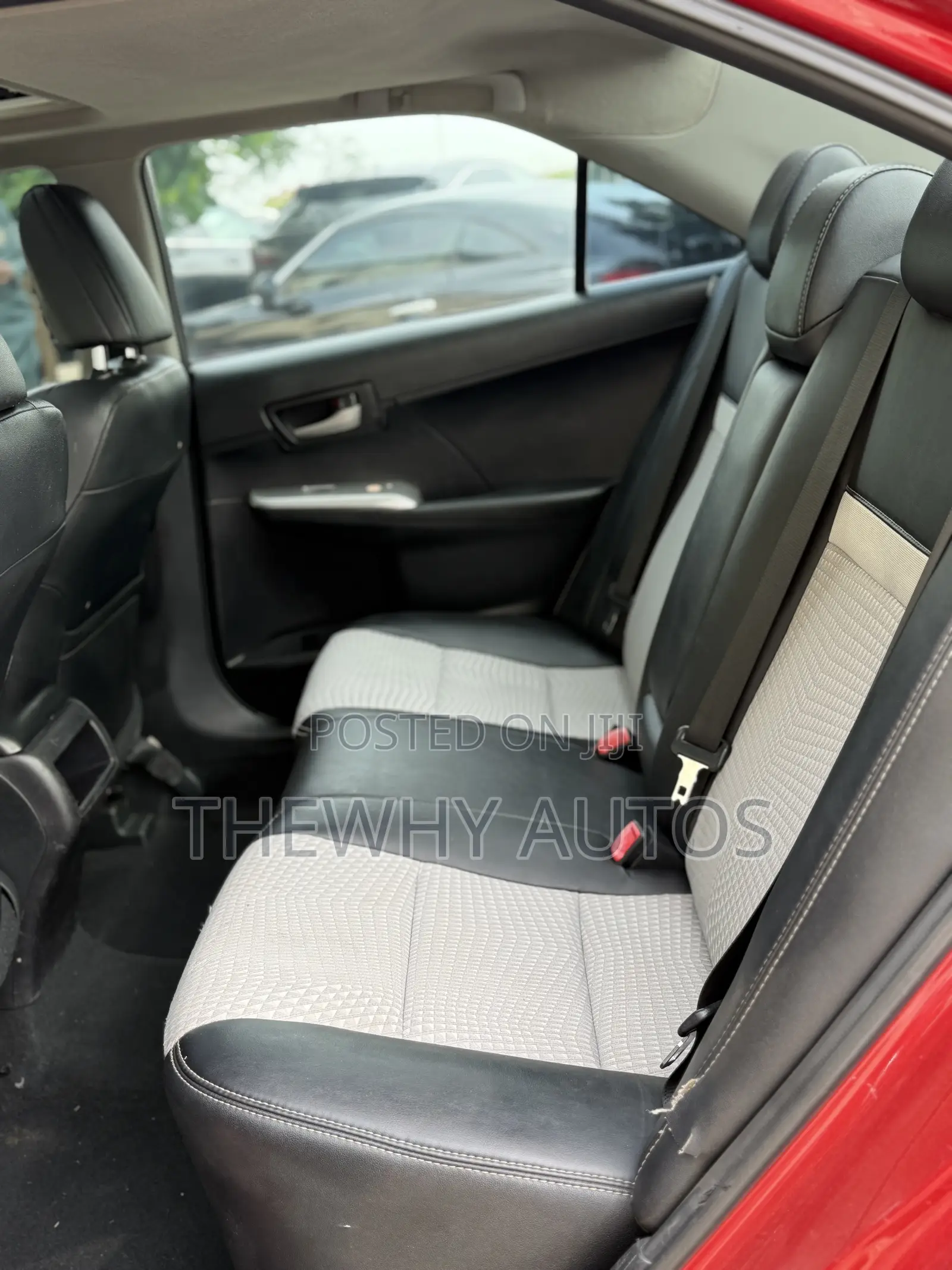 Toyota Camry SE 4dr Sedan (2.5L 4cyl 6A) 2013 Red