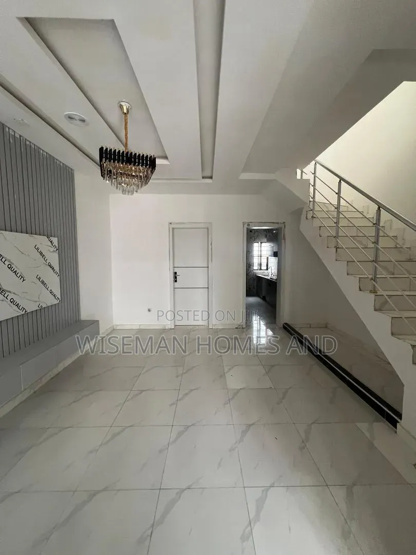 3bdrm Duplex in Ikota Lekki Eti-Osa for rent