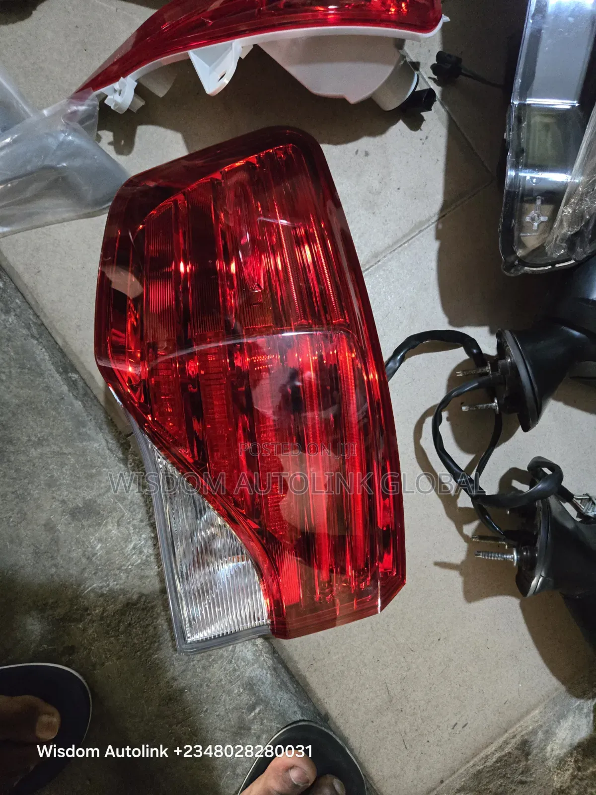Rerearlight Ot Backlight for Toyota Avensis 2012-2014 Brand New