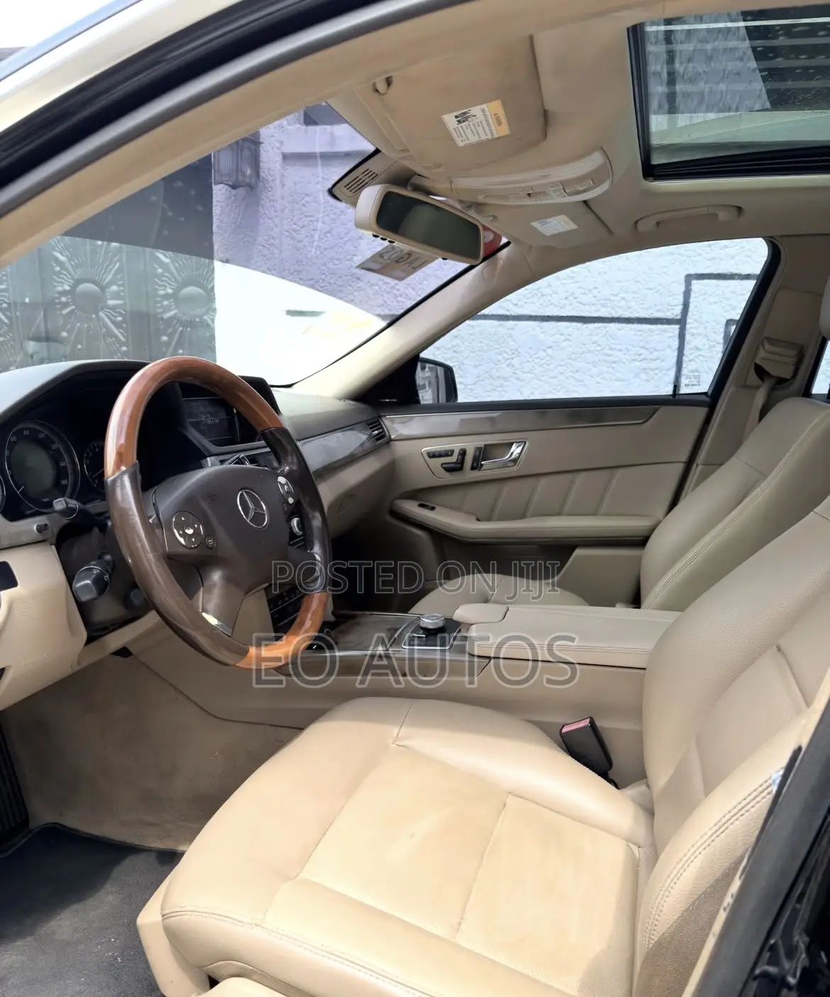 Mercedes-Benz E350 Base 4Matic Sedan AWD (3.5L 6cyl 7A) 2010 Black
