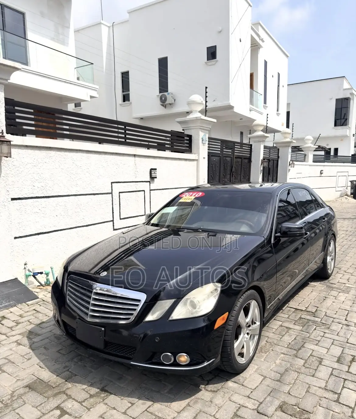 Mercedes-Benz E350 Base 4Matic Sedan AWD (3.5L 6cyl 7A) 2010 Black