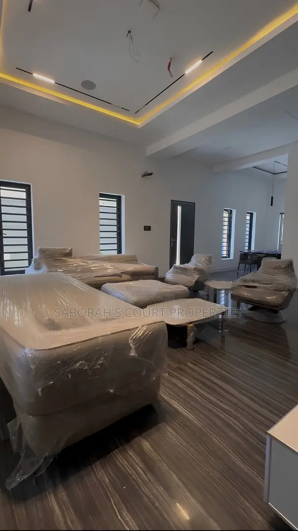5bdrm Mansion in Bourdillon for sale