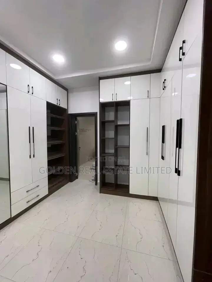 4bdrm Duplex in Katampe Extension for rent