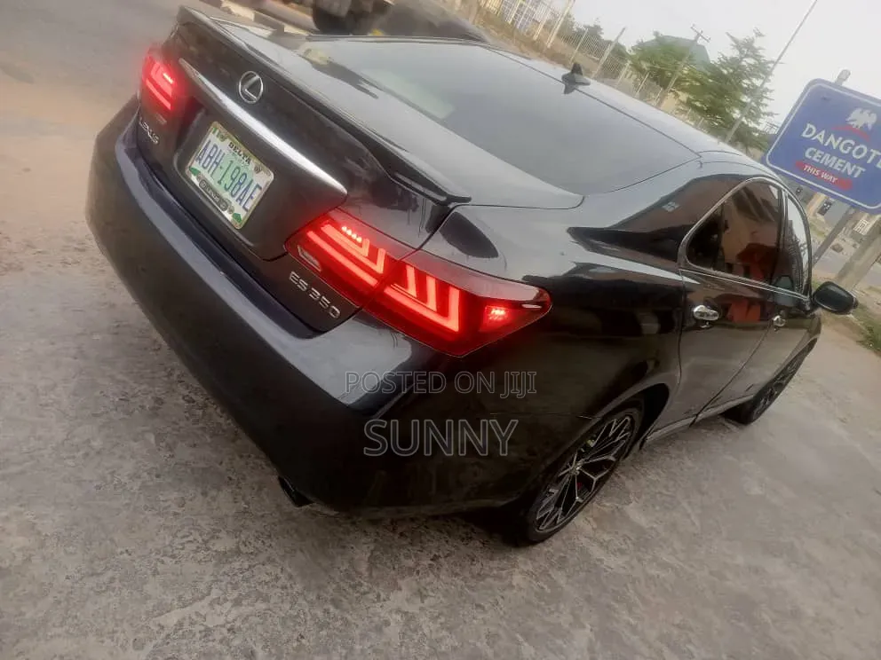 Lexus ES 350 2010 Black