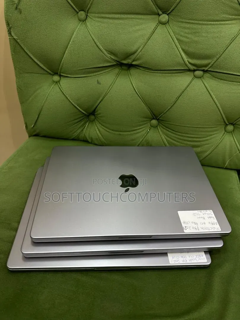 Laptop Apple MacBook Pro 2021 M1 16GB Apple M1 Pro SSD 512GB