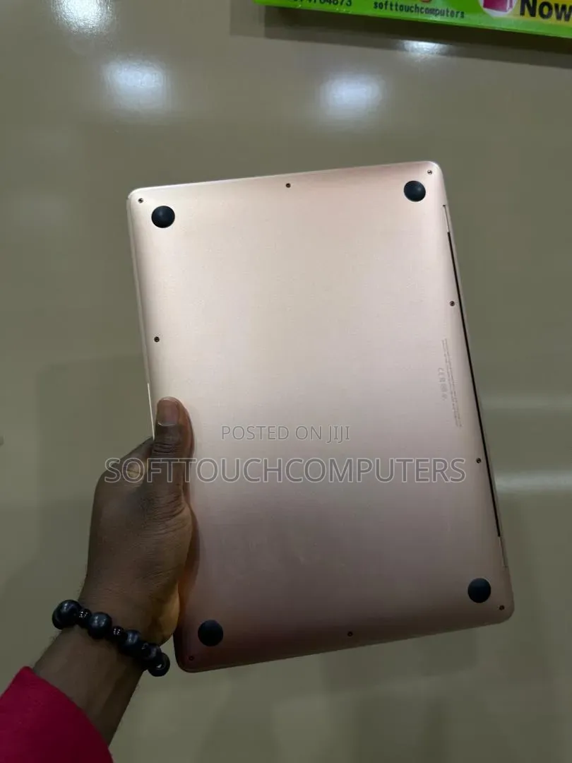 Laptop Apple MacBook Air 2020 16GB Intel Core i7 SSD 512GB