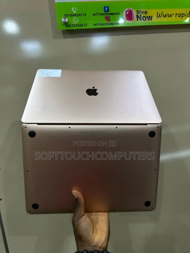 Laptop Apple MacBook Air 2020 16GB Intel Core i7 SSD 512GB