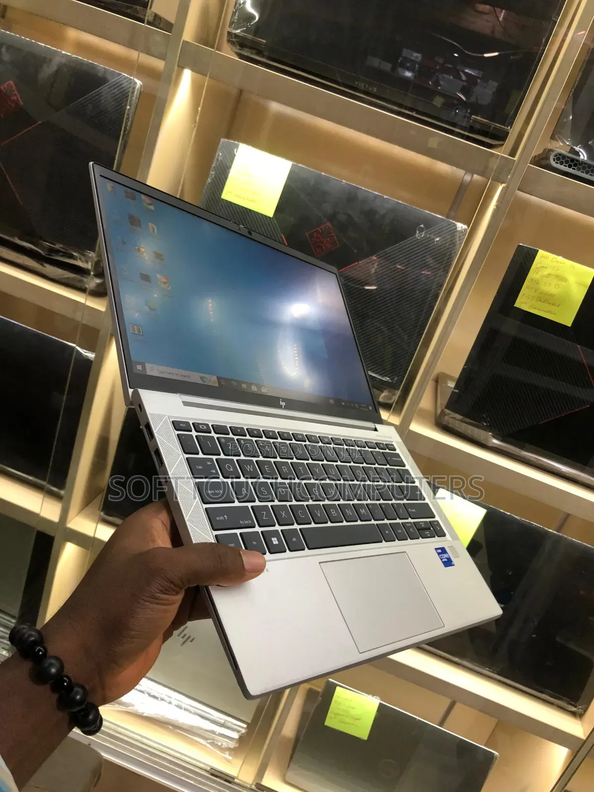 Laptop HP EliteBook 830 G8 16GB Intel Core i7 SSD 512GB