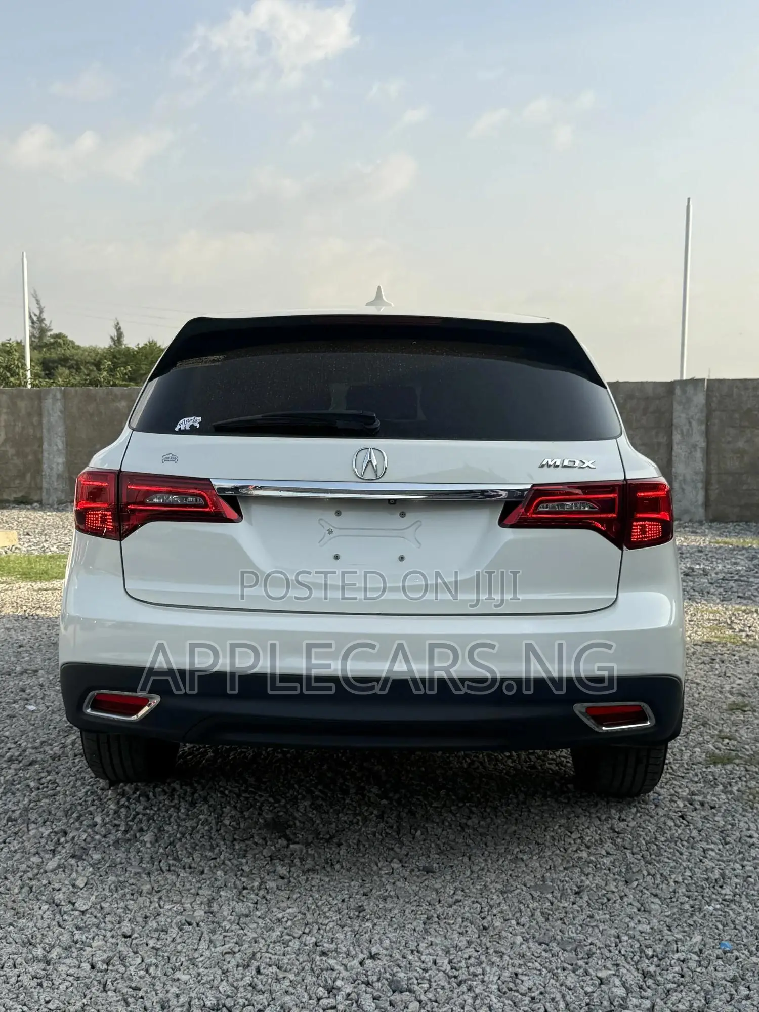 Acura MDX SUV 4dr FWD (3.5L 6cyl 9A) 2016 White