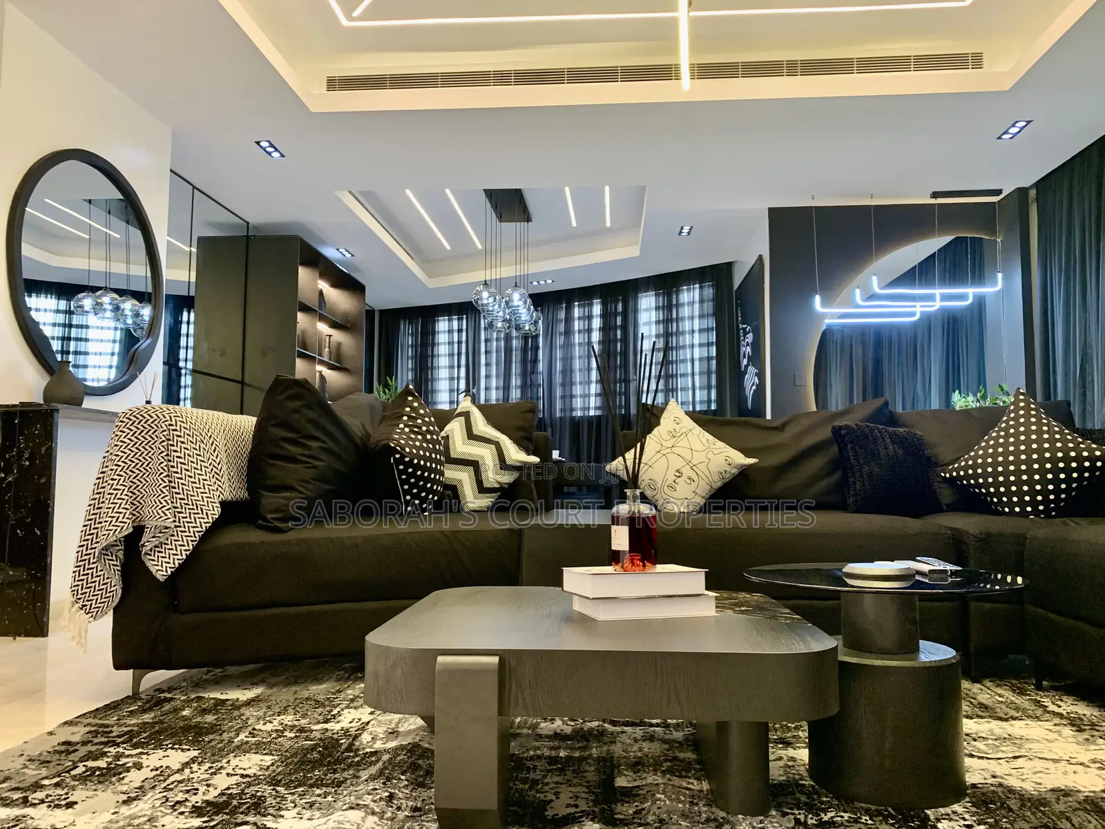 Furnished 4bdrm Mansion in Ahmadu Bello Way for rent