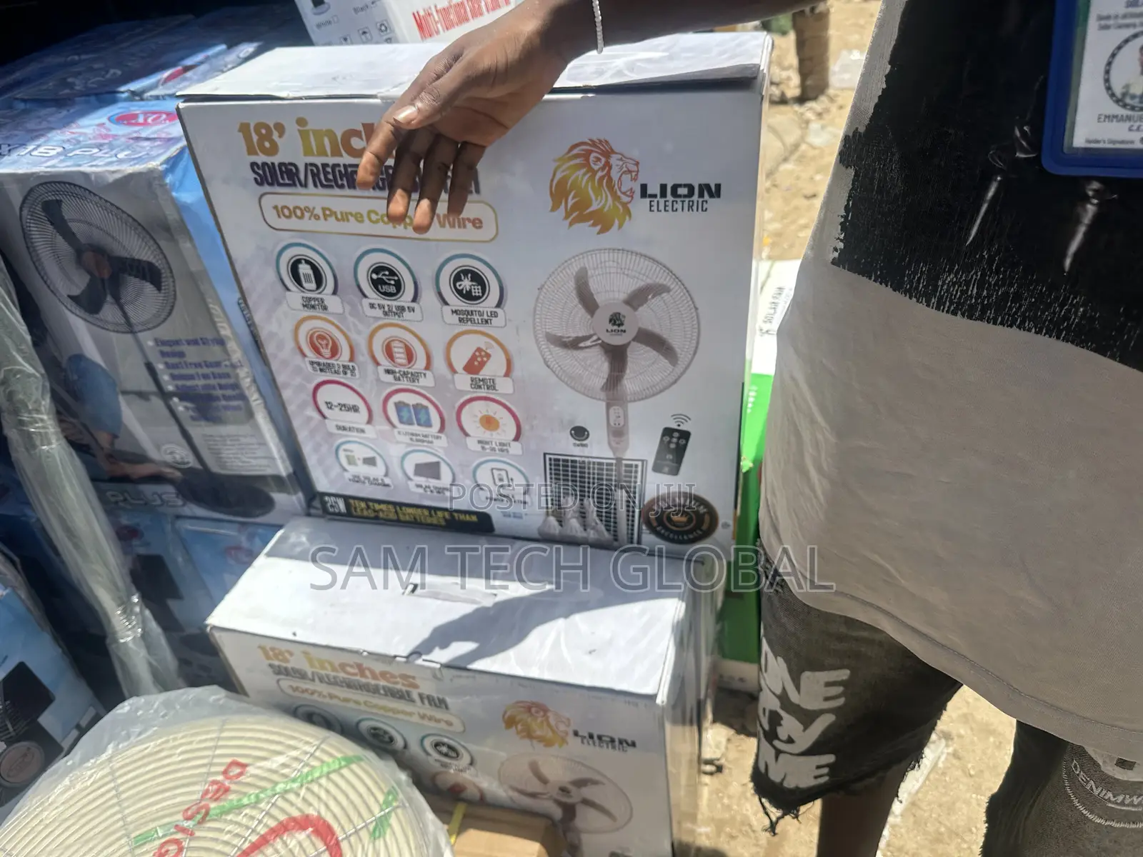 16"Solar Rechargeable Fan