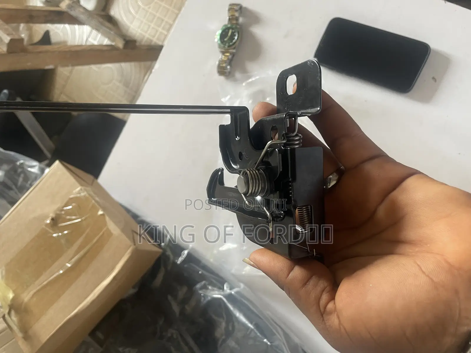 Dodge Challenger 2020 Bonnet Lock