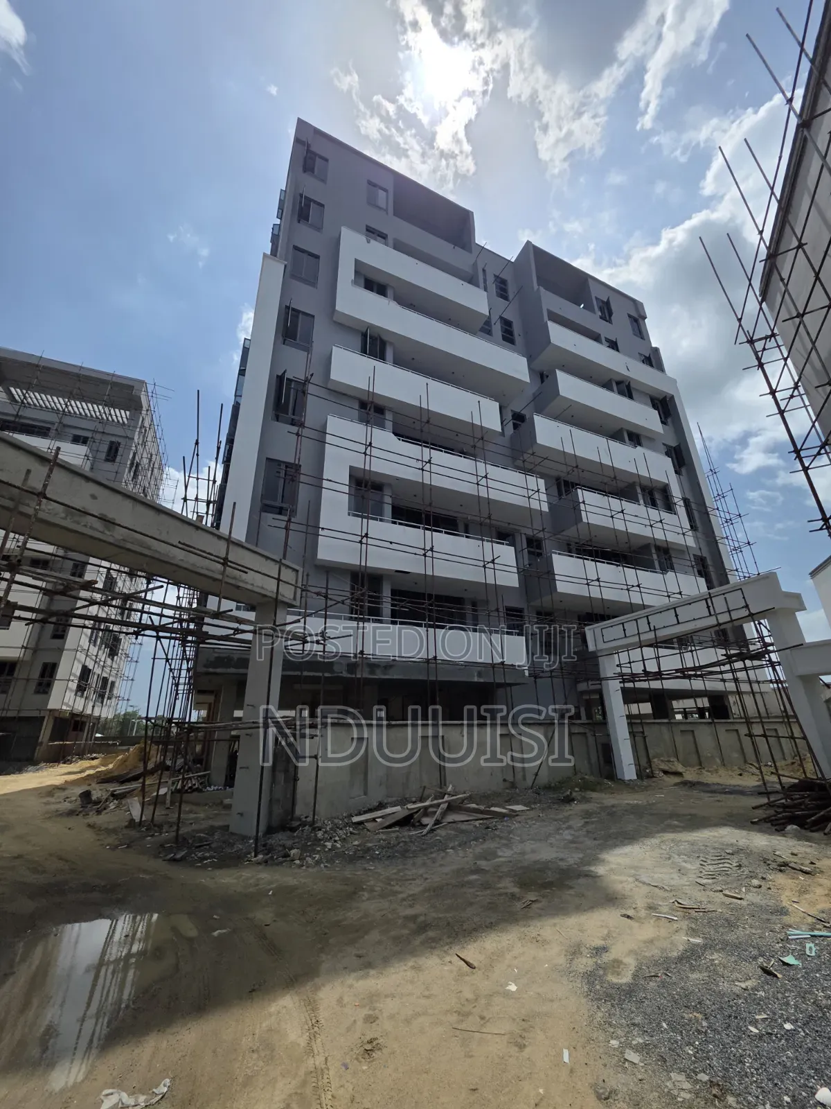 3bdrm Maisonette in Periwinkle Estate, Lekki Phase 1 for sale