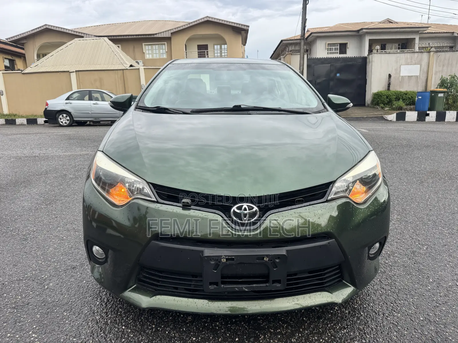 Toyota Corolla LE 4dr Sedan (1.8L 4cyl CVT) 2015 Green