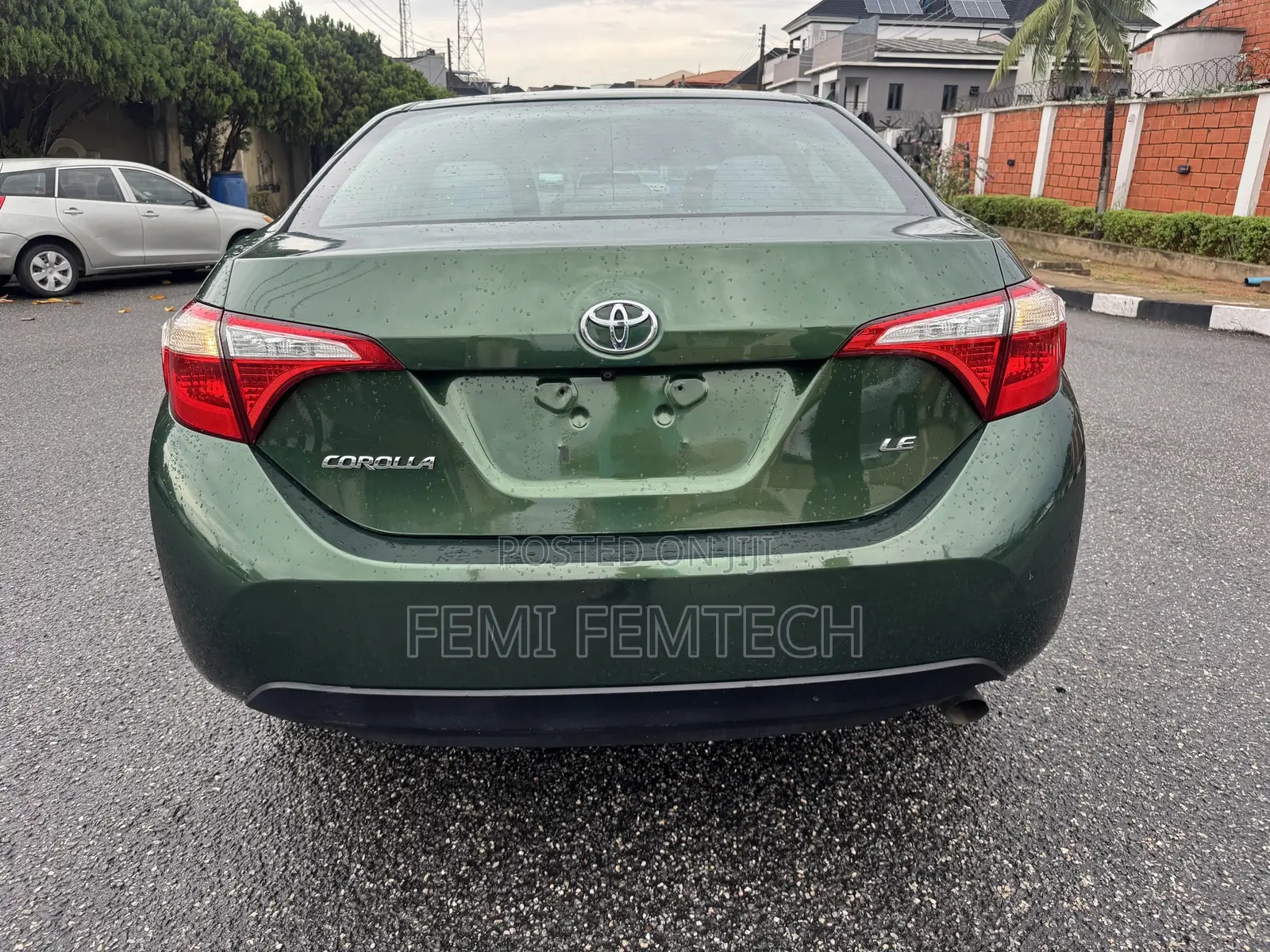 Toyota Corolla LE 4dr Sedan (1.8L 4cyl CVT) 2015 Green