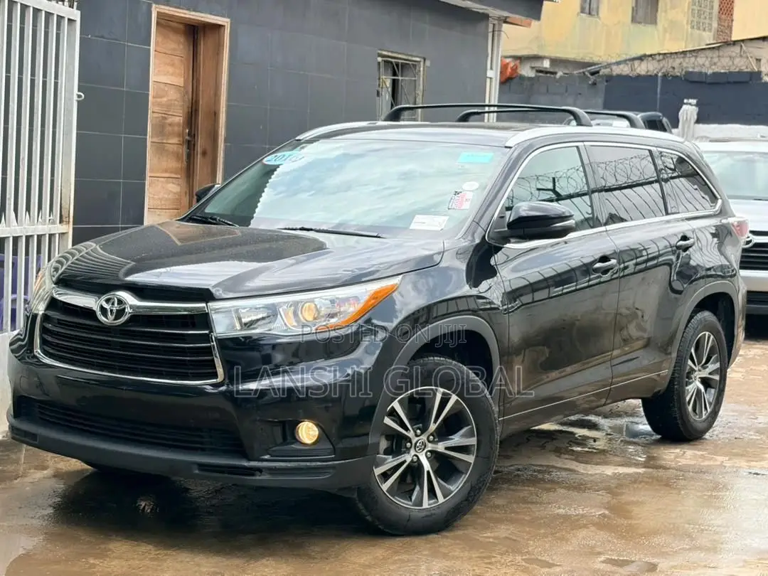 Toyota Highlander XLE V6 4x2 (3.5L 6cyl 6A) 2016 Black