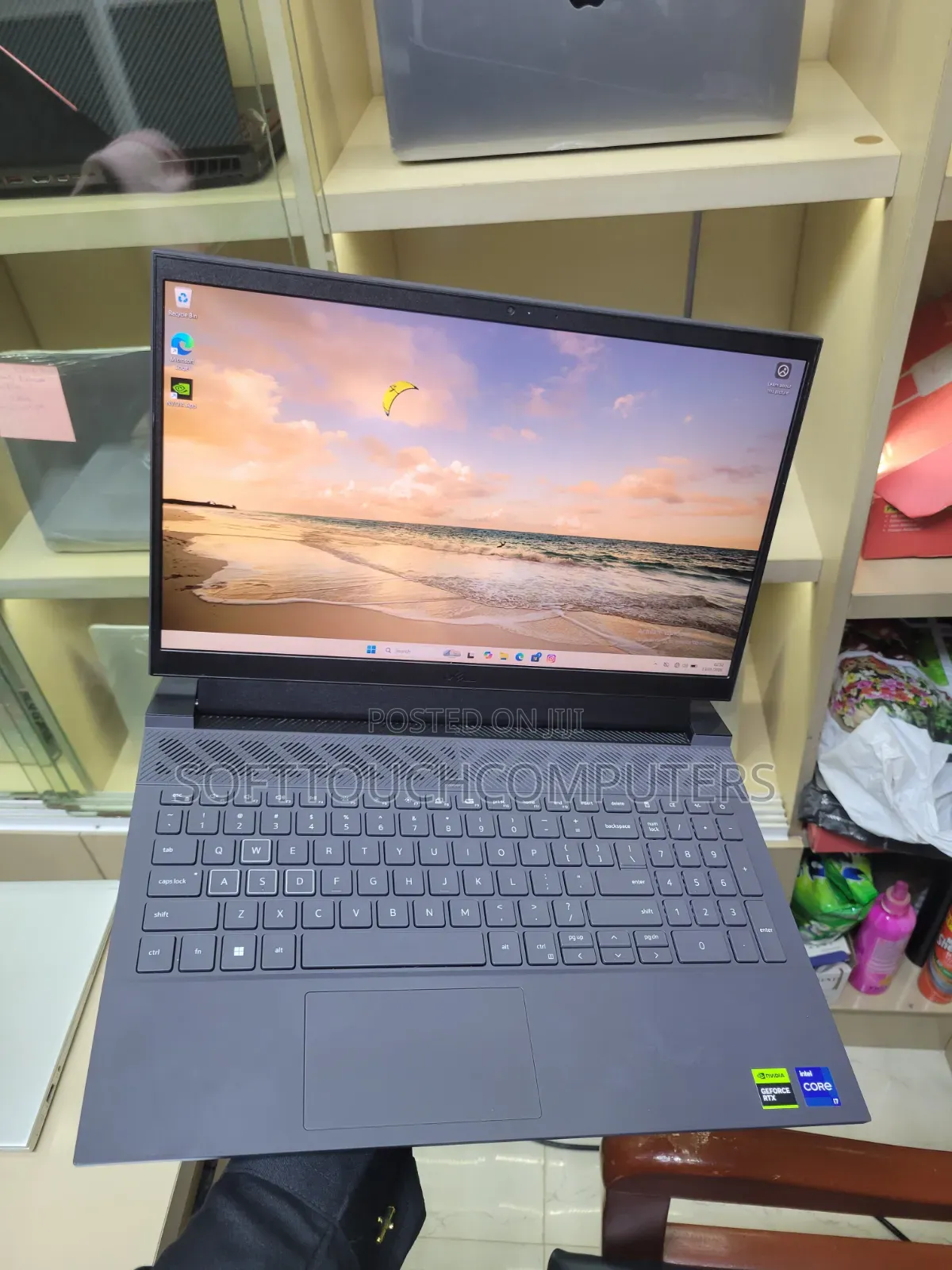 Laptop Dell G15 5535 16GB Intel Core i7 SSD 512GB