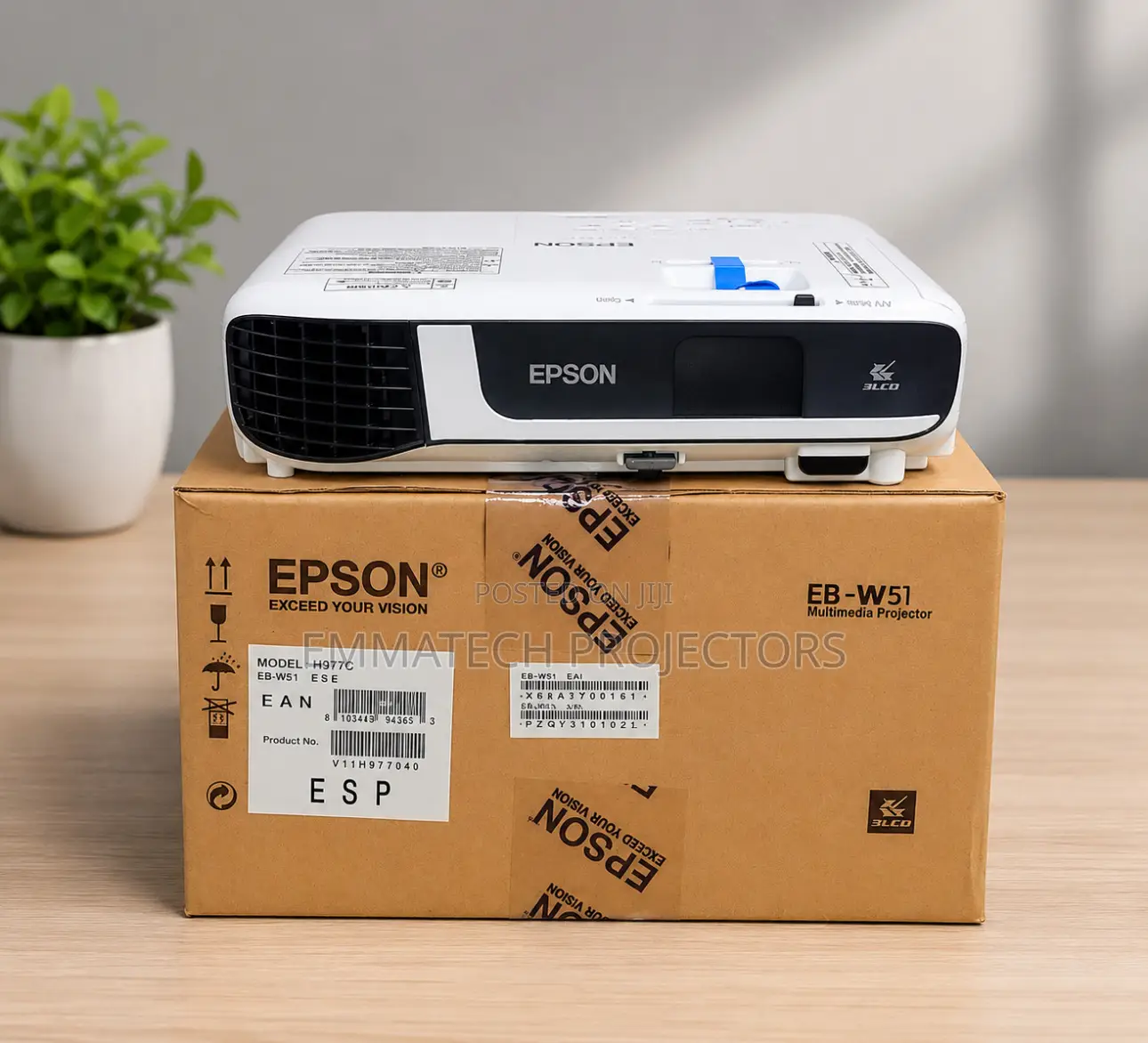 Epson W51 Portable Wxga Hd Projector for Movies Presentations