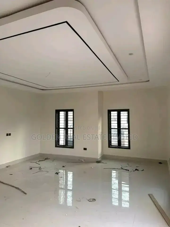 5bdrm Duplex in Asokoro for sale