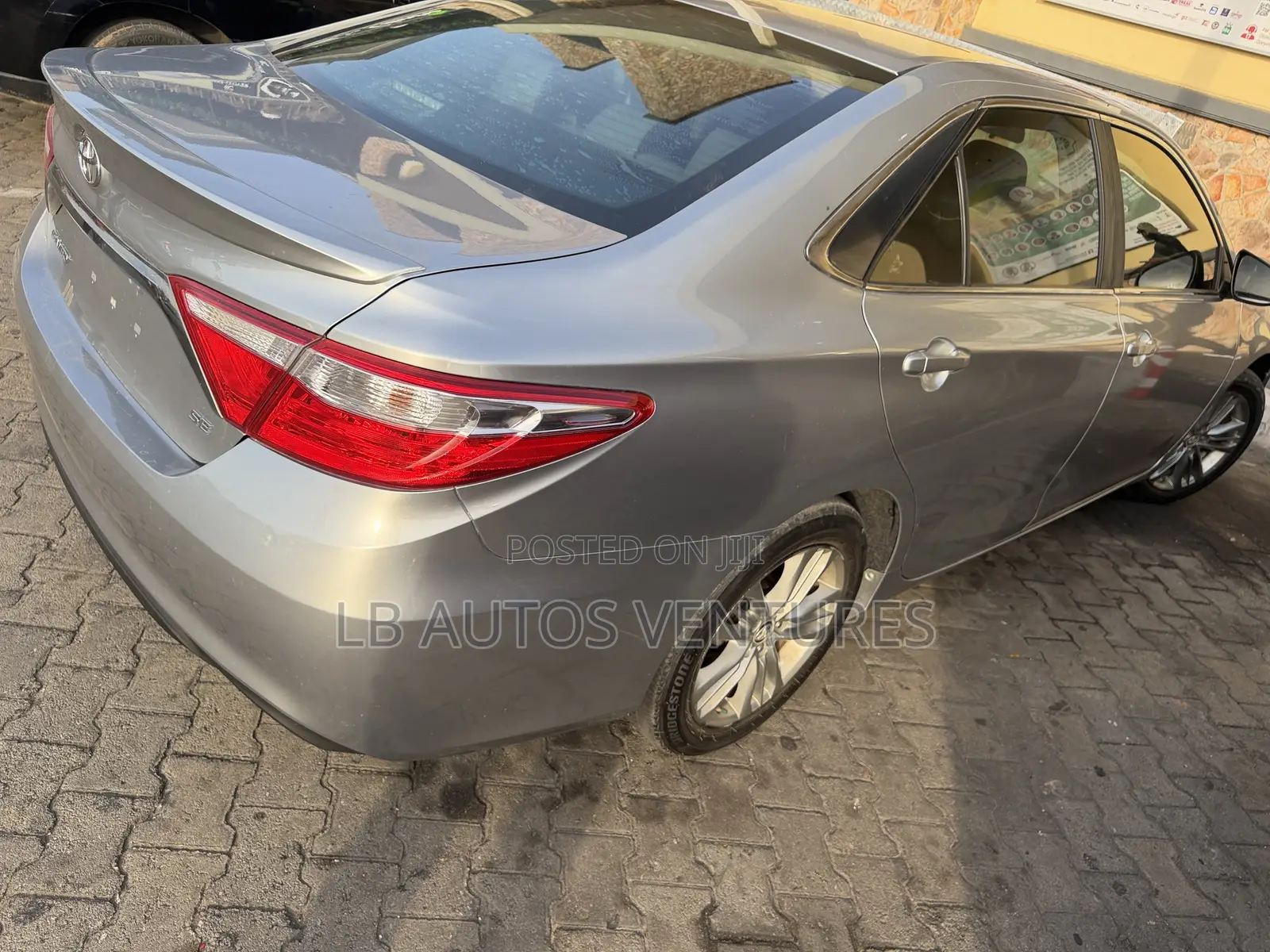 Toyota Camry 2016 Silver