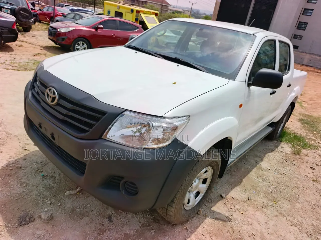 Toyota Hilux 2014 White