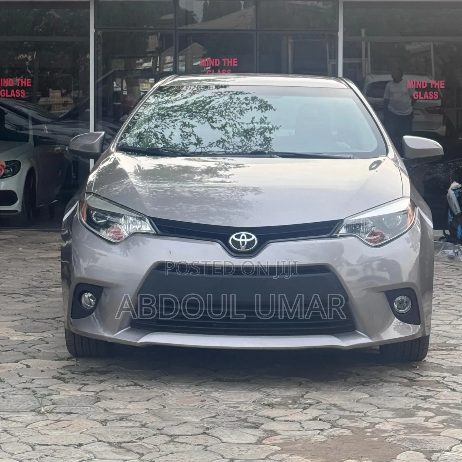 Toyota Corolla LE 4dr Sedan (1.8L 4cyl CVT) 2014 Brown