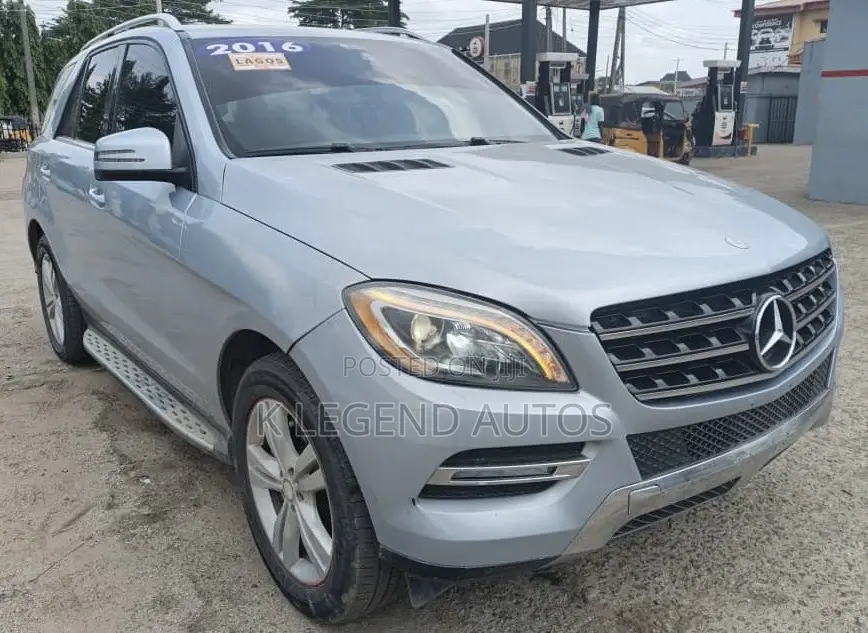 Mercedes-Benz M Class ML350 4MATIC 4dr SUV AWD (3.5L 6cyl 7A) 2015