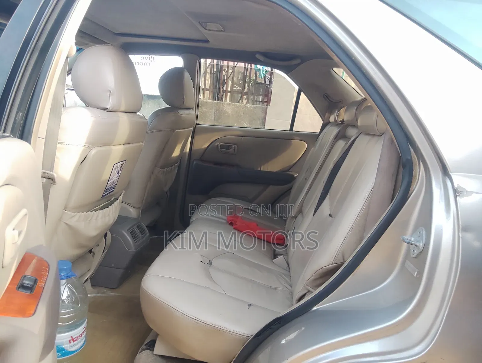 Lexus RX 300 2WD 2000 Gold