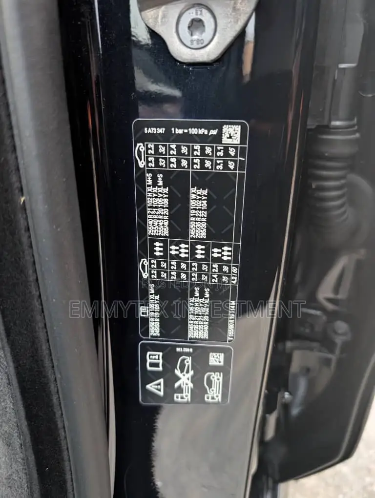 New BMW 740 2025 Black