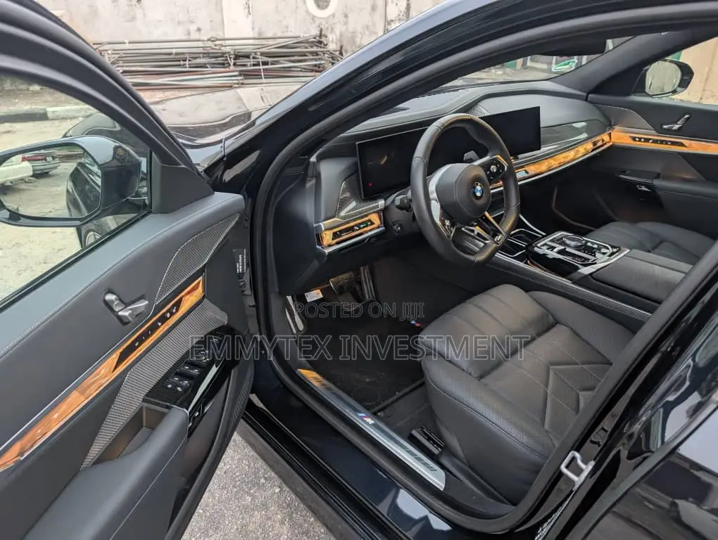 New BMW 740 2025 Black