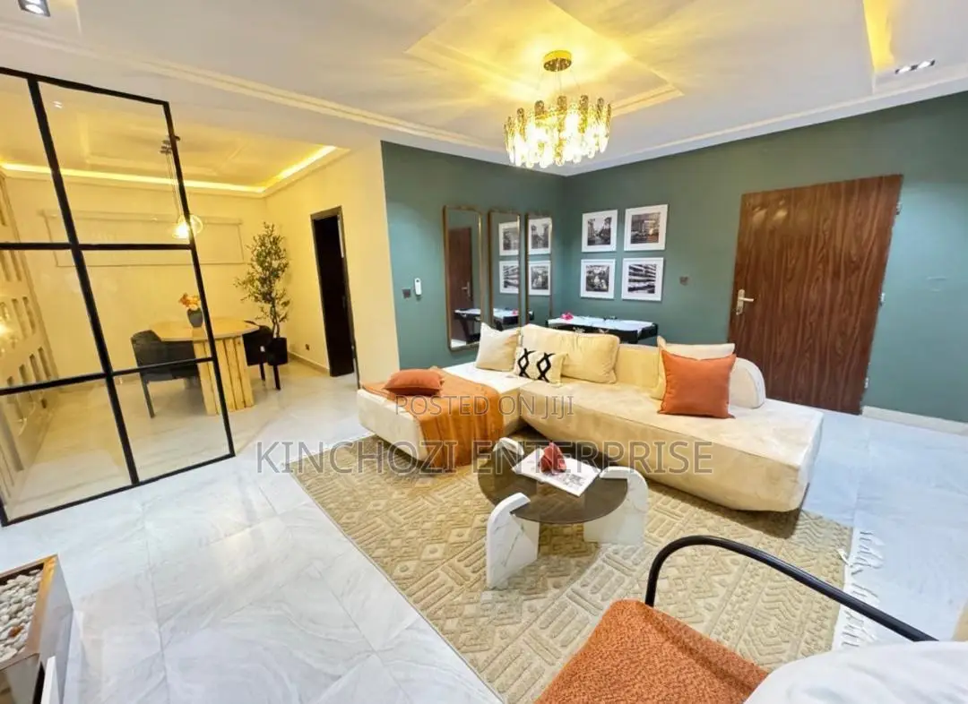 2 Bedroom Apartment at Lekki Phase 1 for Shortlet