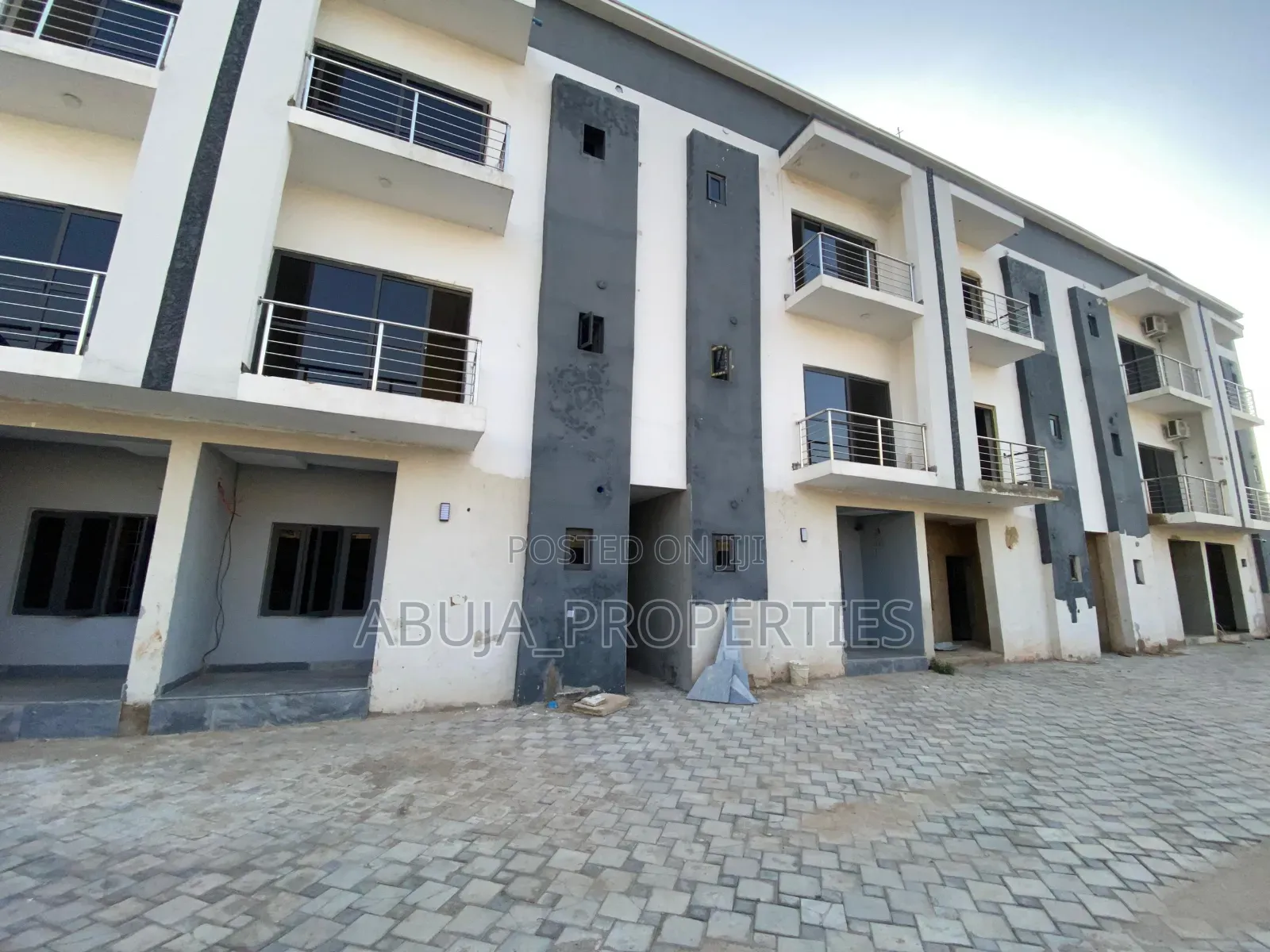 4bdrm Duplex in Katampe (Main) for sale