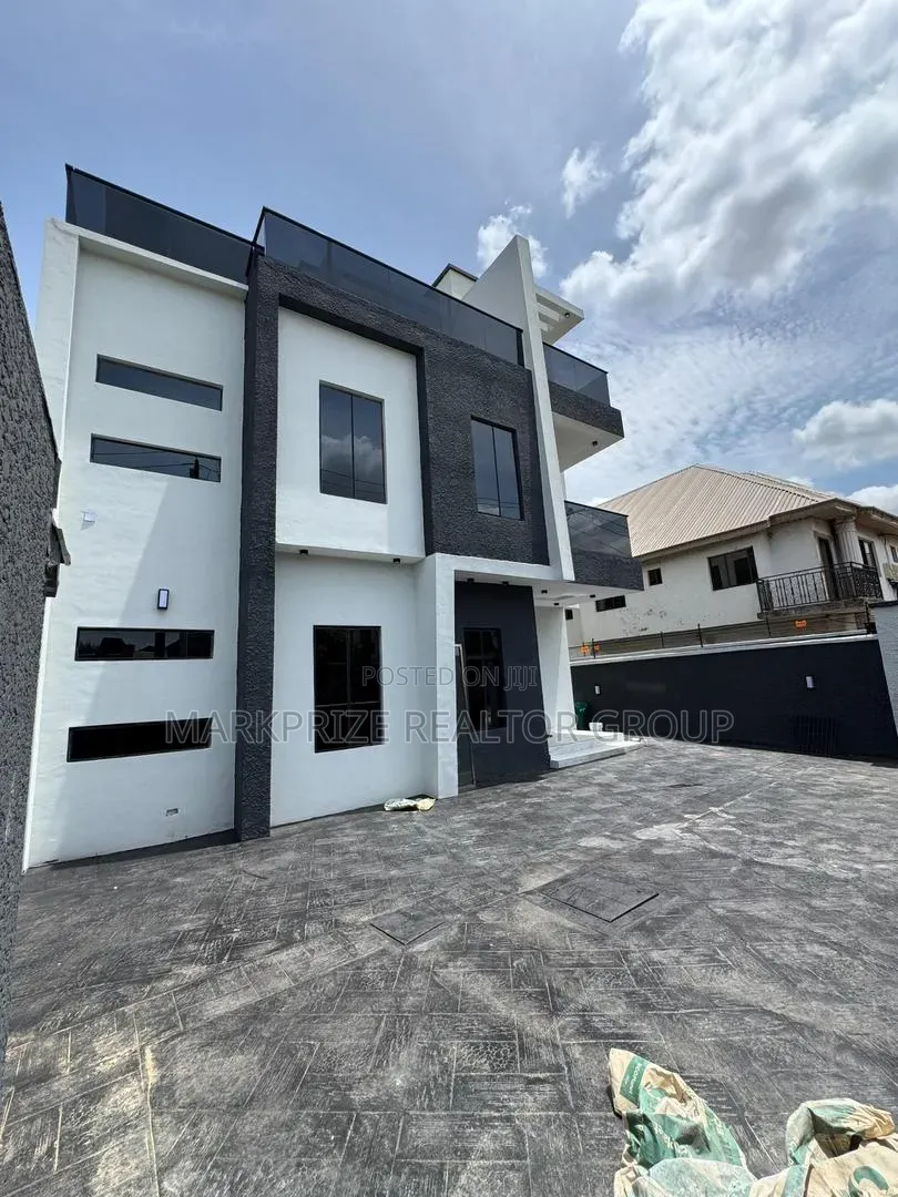 Furnished 5bdrm Duplex in Omole Phase 1 Lagos for sale