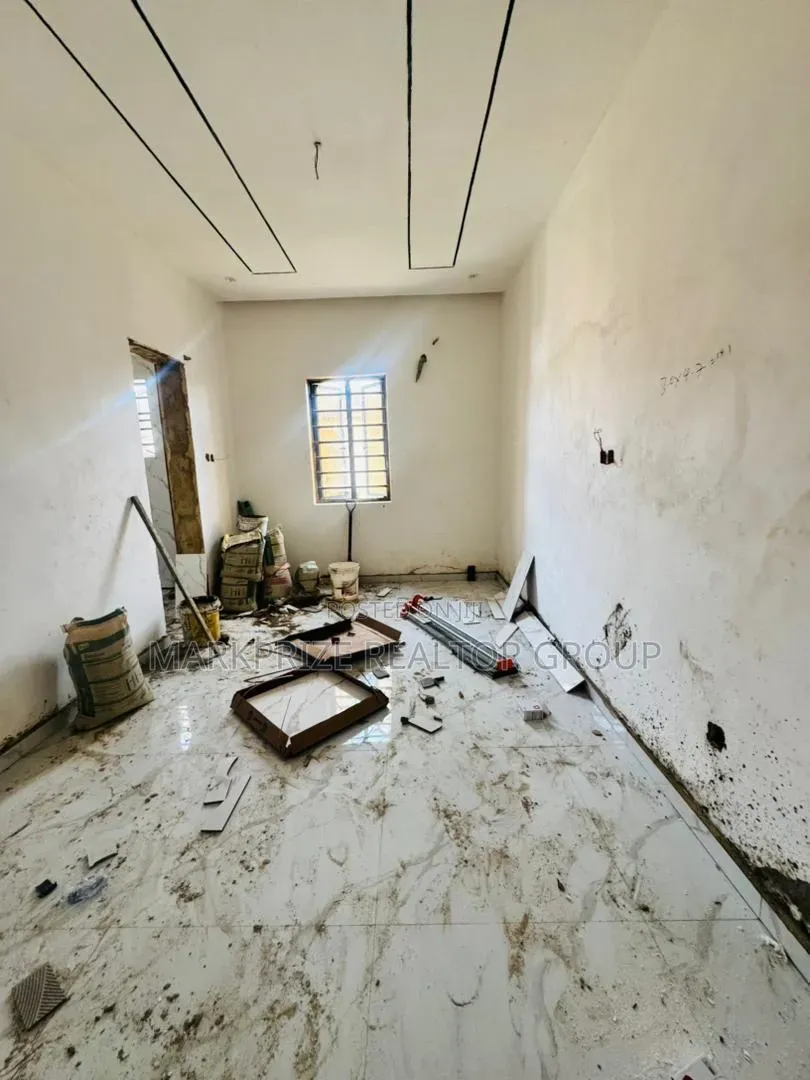 4bdrm Duplex in Magodo Gra Phase 1 for sale