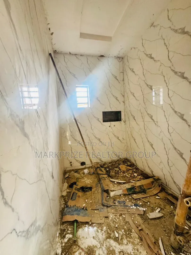 4bdrm Duplex in Magodo Gra Phase 1 for sale