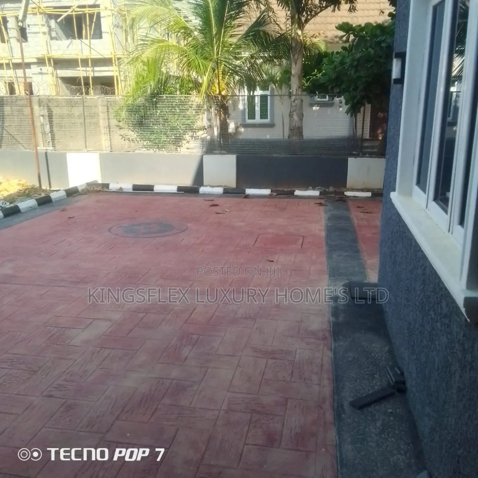4bdrm Duplex in Estate, Dawaki for sale