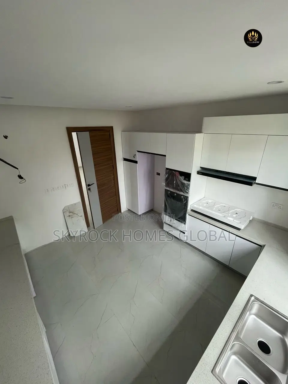 2bdrm Block of Flats in Parkview Estate for rent