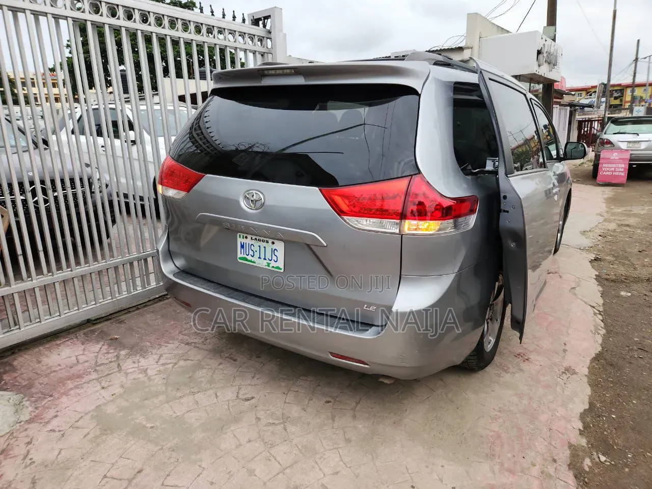 Tyota Sienna Available For Self Drive